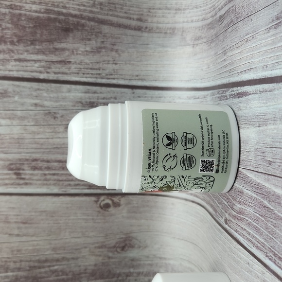 LilyAna Naturals trio NWOB Eye, Retinol& Face  Cream  1.7oz x3 Anti-Aging** - Picture 3 of 7